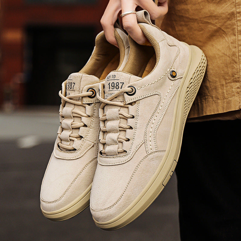 Men's Casual Suede Sneakers with Lace-Up Front and Low-Top Collar