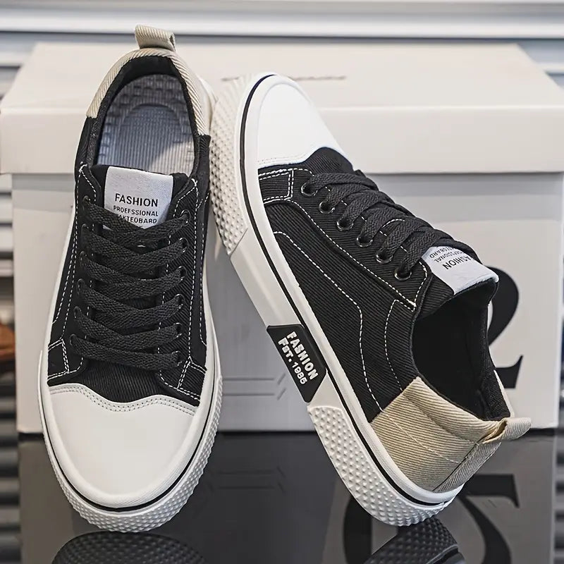 Men's Casual Textile Sneakers with Lace-Up Closure and Rubber Toe Cap