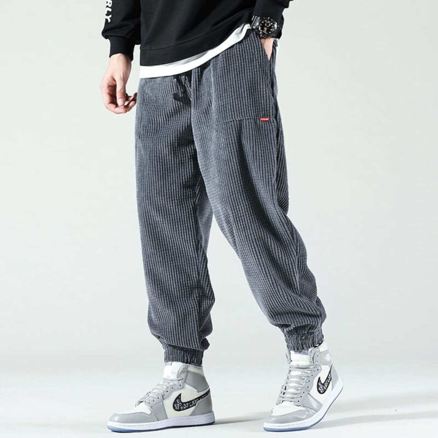 Men's Corduroy Jogger Pants with Drawstring Waist and Cuffed Ankles