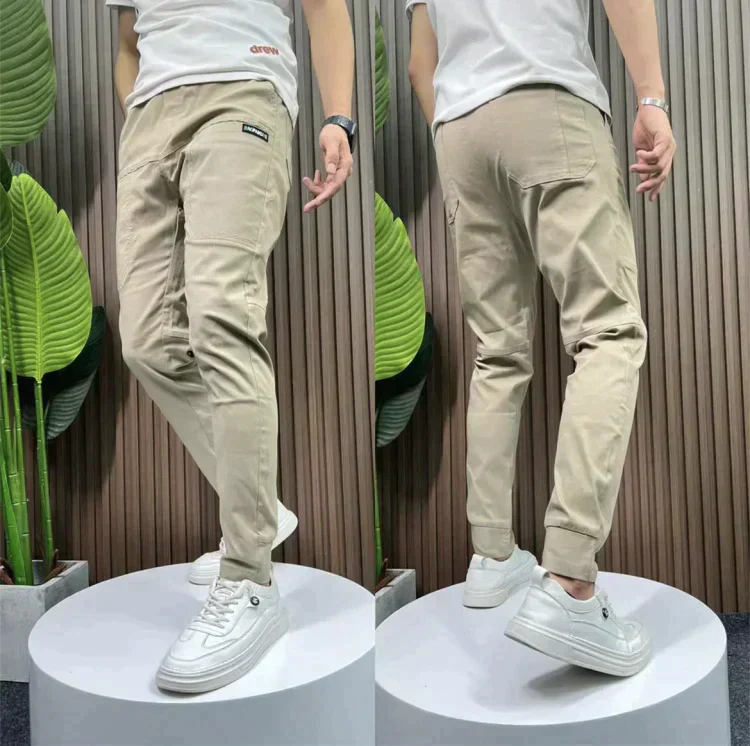 Men's Polyester Blend Cargo Pants with Zip Pocket and Tapered Leg
