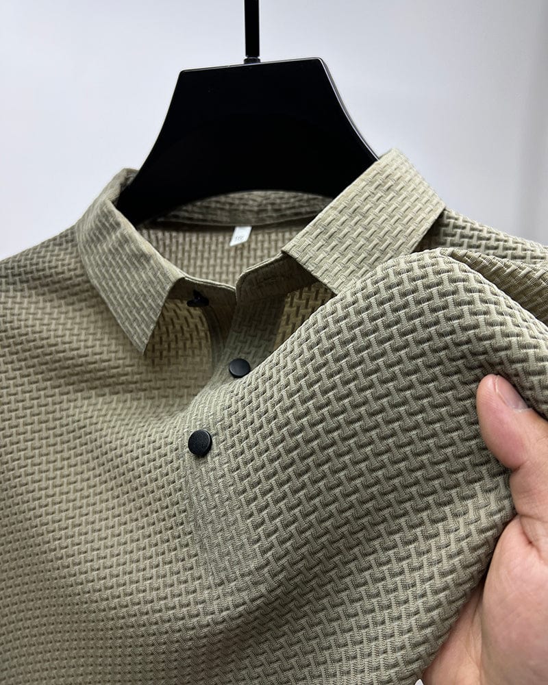 Men's Knit Polo Shirt with Spread Collar and Placket