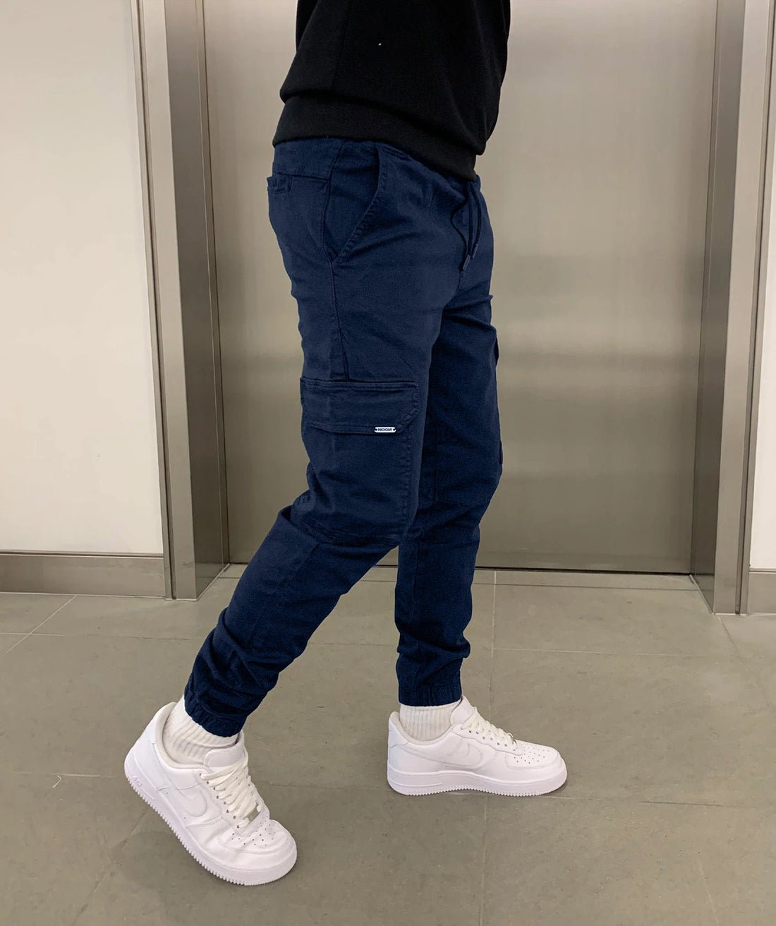 Men's Utility Twill Pants with Drawstring Waist and Cargo Pockets