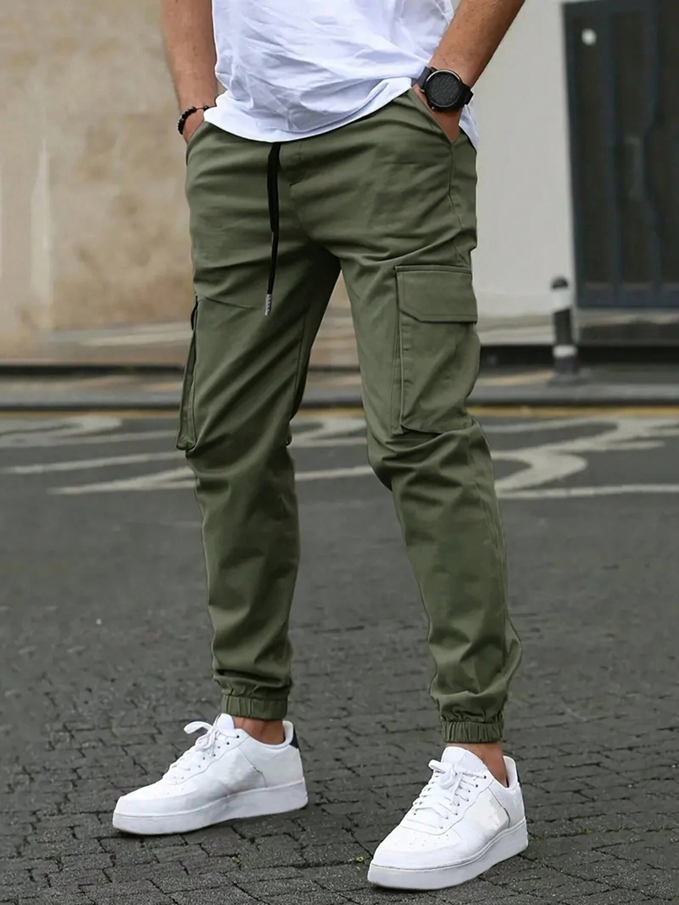 Men's Woven Cargo Jogger Pants with Drawstring and Cuffed Ankles
