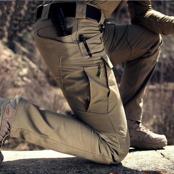 Men's Woven Cargo Pants with Zip Pockets and Knee Seams