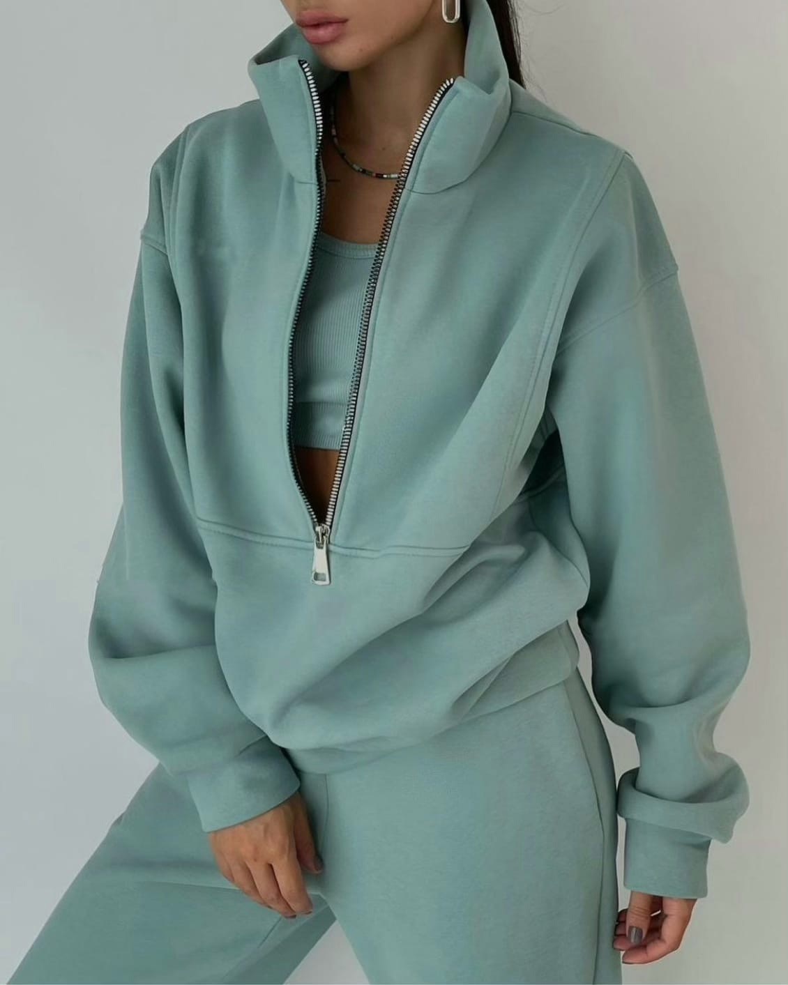 Women's Casual Knit Tracksuit with Half-Zip Collar and Cuffed Joggers