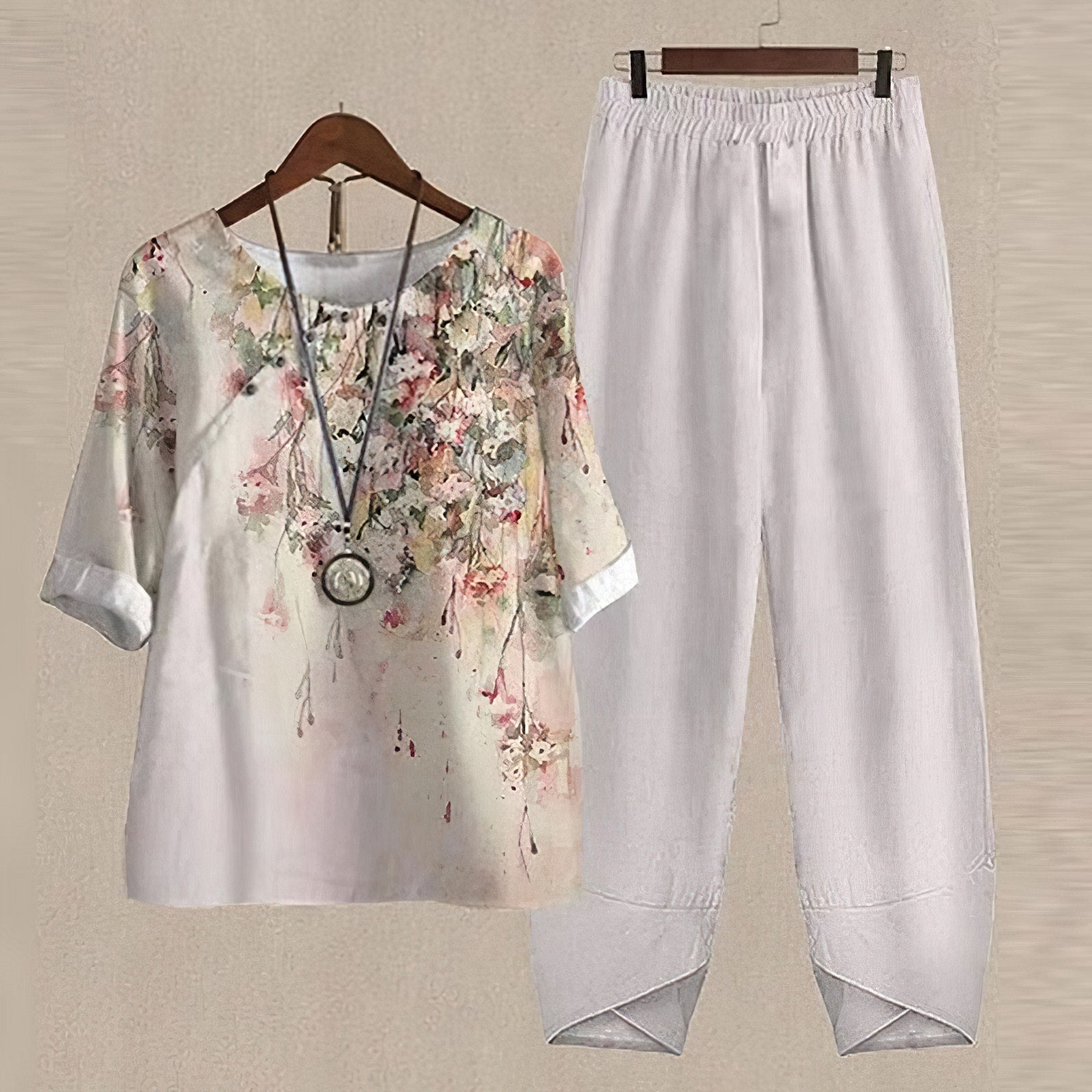 Women's Casual Woven Two-Piece Set with Printed Top and Elastic-Waist Pants