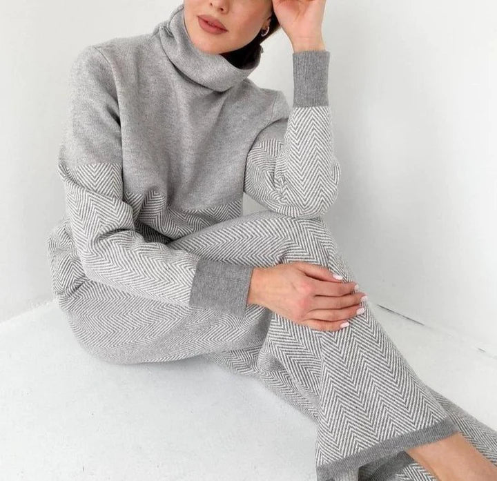 Women's Knit Loungewear Set with Turtleneck and Herringbone Panels