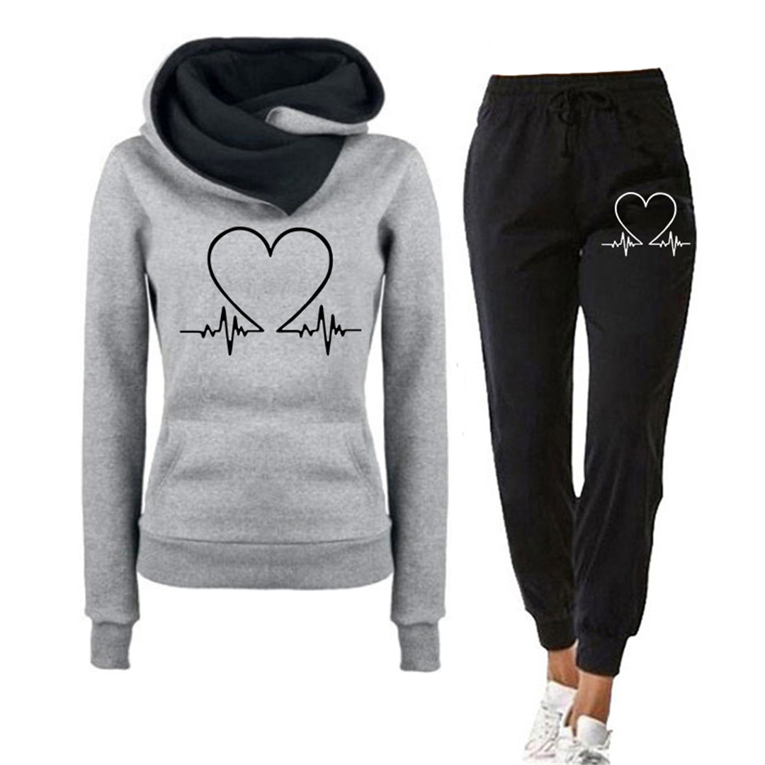 Women's Knit Tracksuit Set with Hooded Pullover and Graphic Joggers