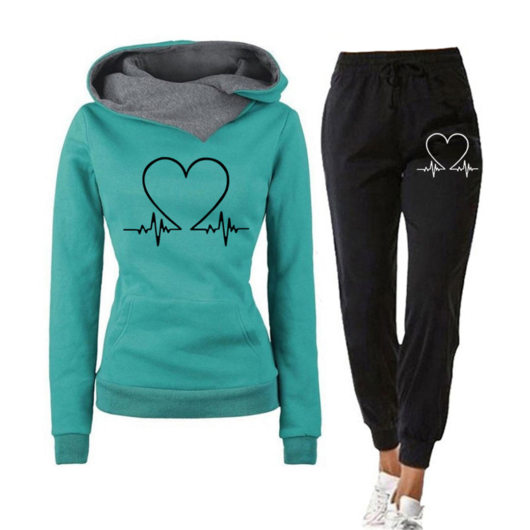Women's Knit Tracksuit Set with Hooded Pullover and Graphic Joggers