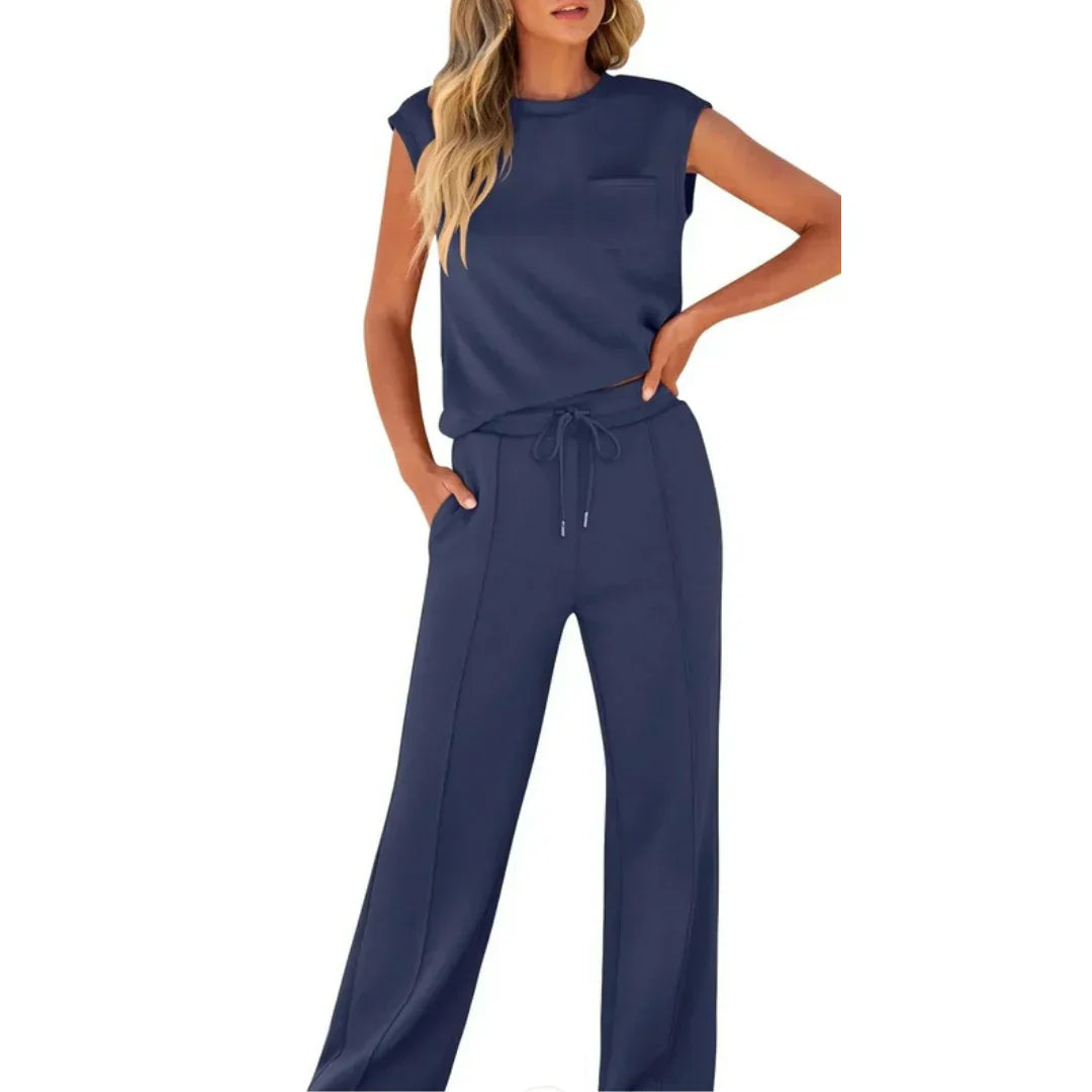 Women's Knit Two-Piece Set with Patch Pocket and Drawstring Waist