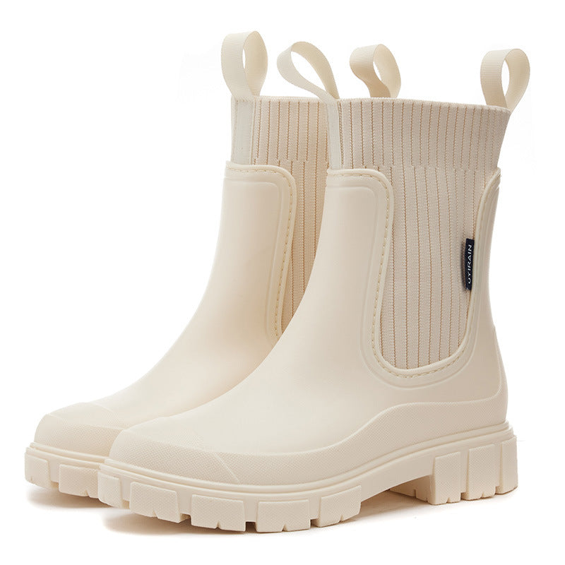 Women's Rubber Ankle Boots with Ribbed Collar and Lug Outsole