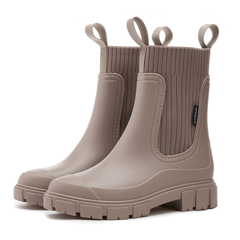 Women's Rubber Ankle Boots with Ribbed Collar and Lug Outsole