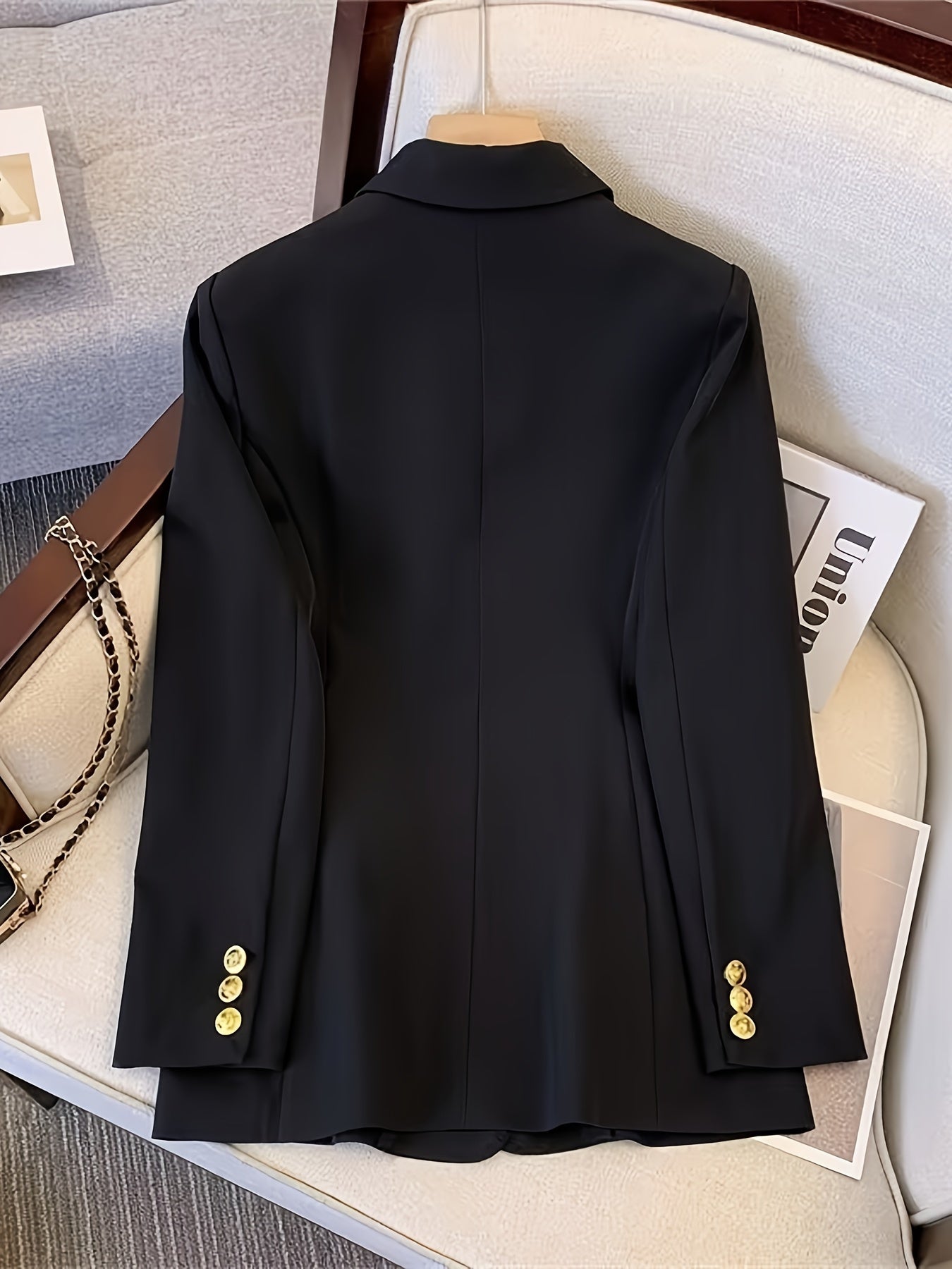 Women's Woven Blazer with Notched Lapel and Double Breasted Buttons