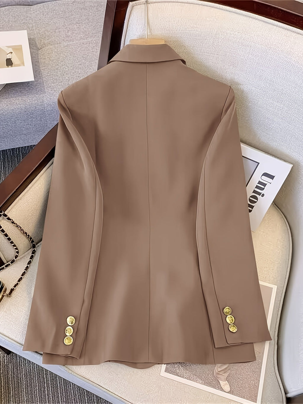 Women's Woven Blazer with Notched Lapel and Double Breasted Buttons