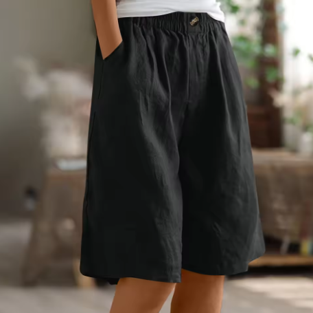 Women's Woven Shorts with Elastic Waist and Side Pockets